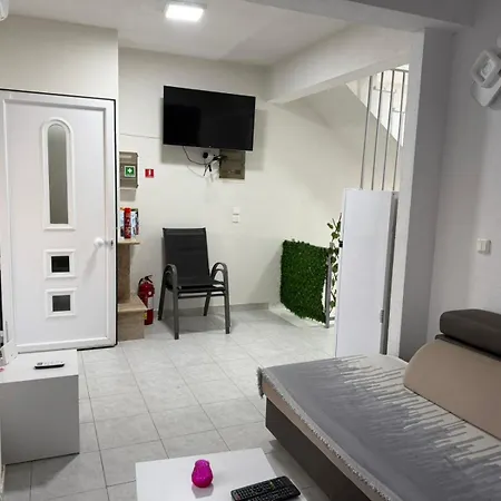 Family House Apartment Sozopoli